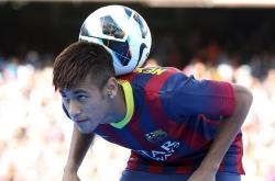 开云体育直播-从橄榄球场到足球场，黄喜灿在意甲焦点战上演日本式击溃