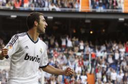 开云体育下载-西甲国家德比之夜，保罗连续得分拉开差距，书写传奇篇章