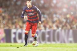 开云体育登录-北欧寒流难阻安菲尔德烈焰，穆勒末节神迹改写英瑞足球叙事