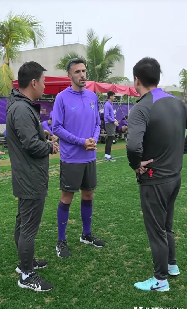 关于汉军新援积极适应训练,将在与申花的比赛中亮相的信息 关于汉军新援积极适应训练,将在与申花的比赛中亮相的信息