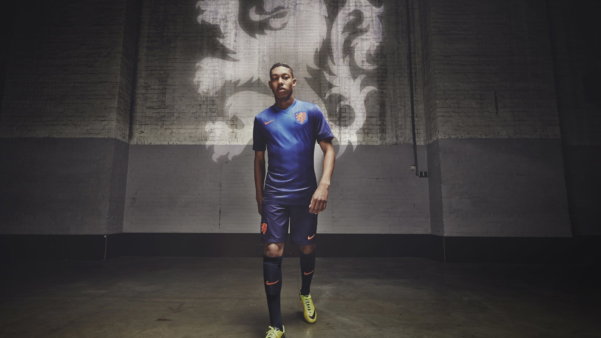 东决关键战之夜，保罗成为全场焦点