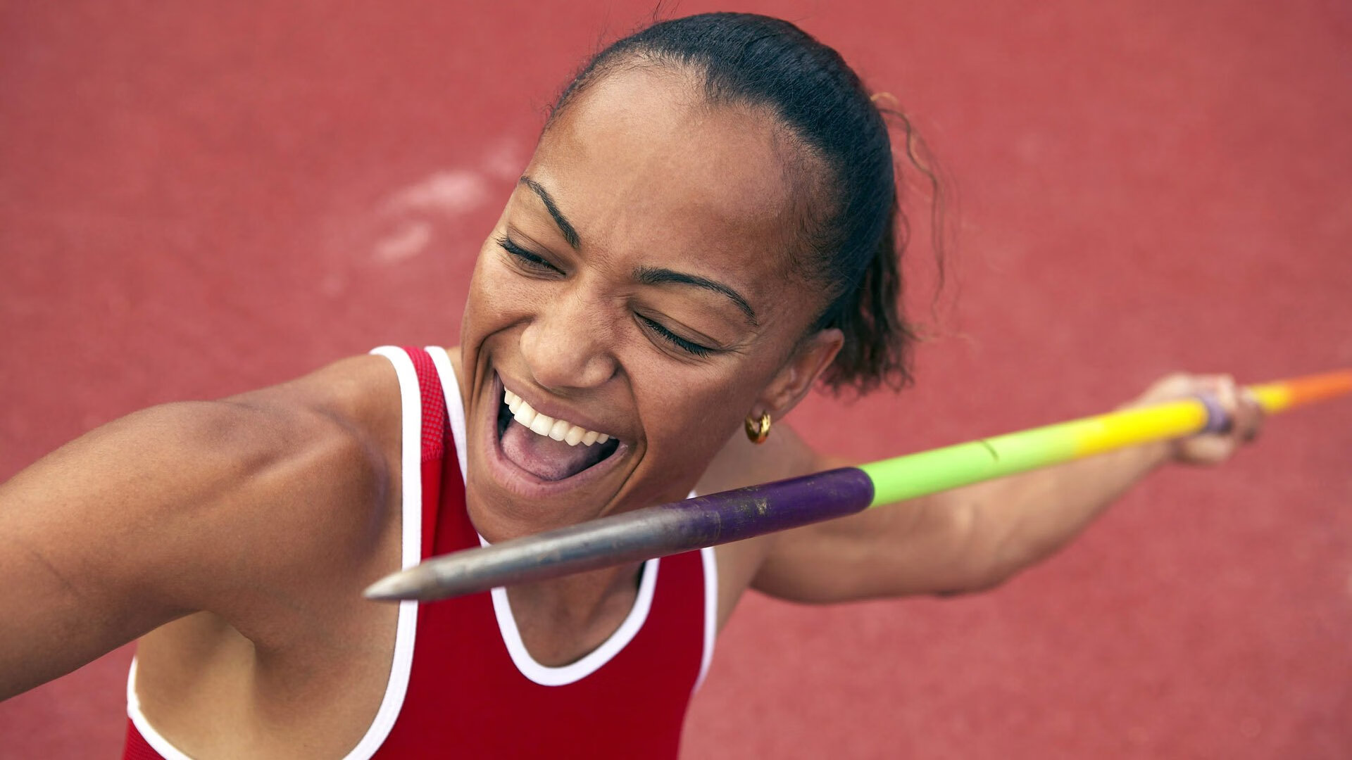 绿茵场上的闪电与球台上的飓风，德国队轻取瑞典，林高远刷新纪录的双重奏